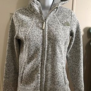 Make offer last chance item Womens hooded North Face zip up jacket xs